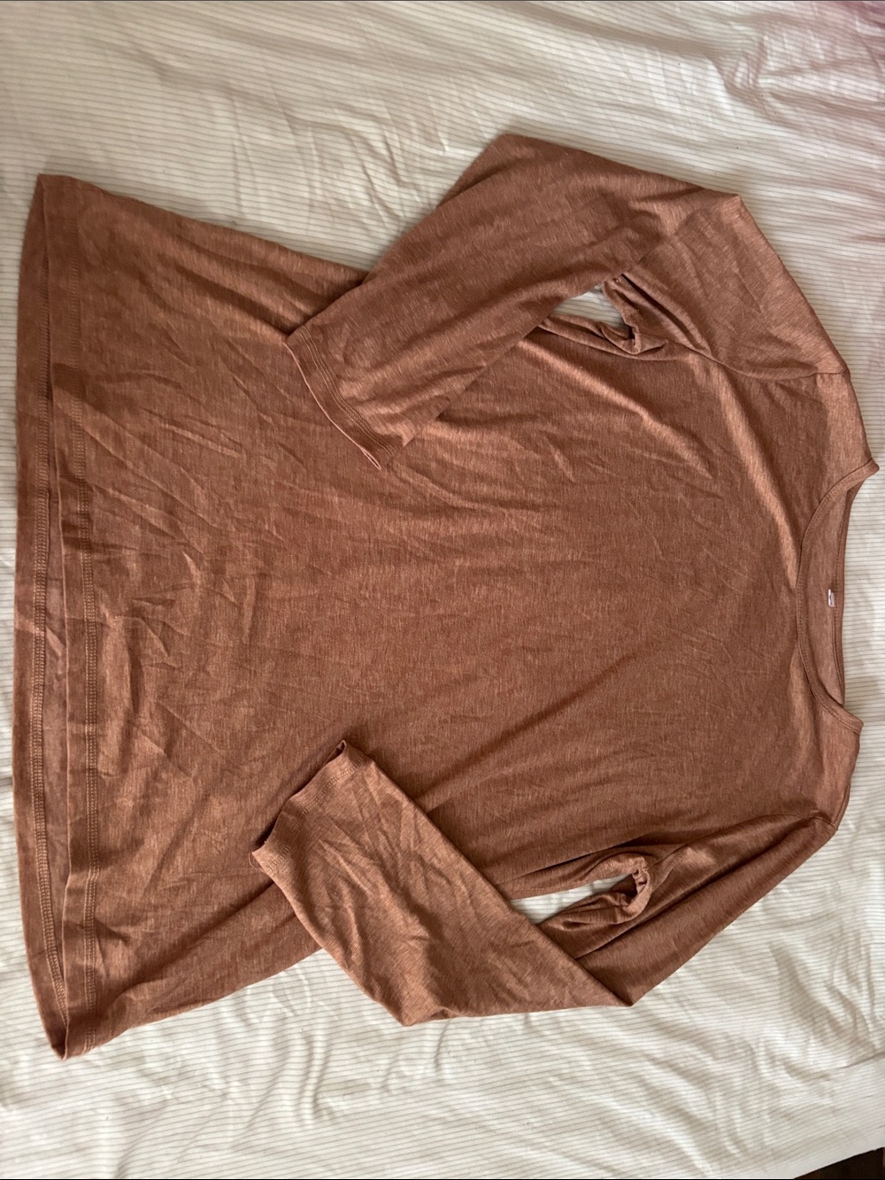 Lightweight Long-Sleeve Tee in Rust Brown